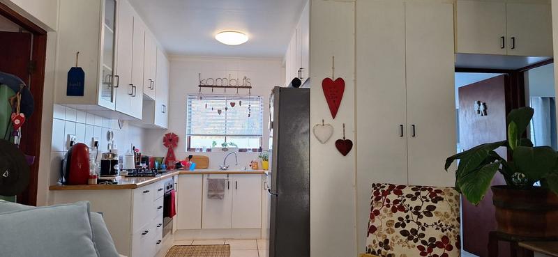 2 Bedroom Property for Sale in Sandbaai Western Cape